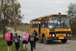 В Рязанскую область передадут восемь школьных автобусов