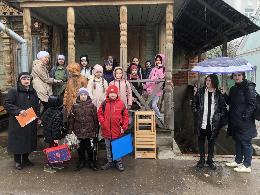 Юные рязанские художники вышли на пленэр на улицу Полонского