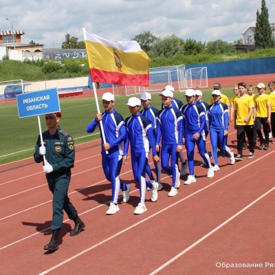 В Рязани стартовали Межрегиональные соревнования движения «Школа безопасности»