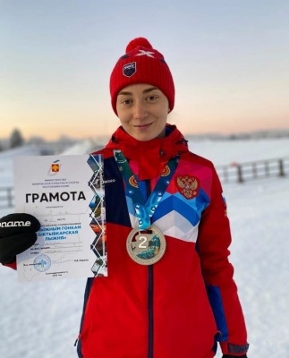 Рязанская лыжница привезла медали из Сыктывкара