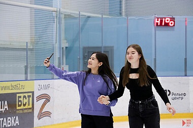 В Рязани прошло катание на коньках для лучших студентов области