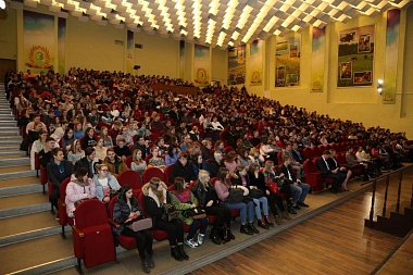 На ярмарке вакансий в РГАТУ студентам предложили 300 вакансий